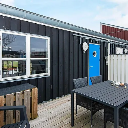 7 Person On A In Holiday home